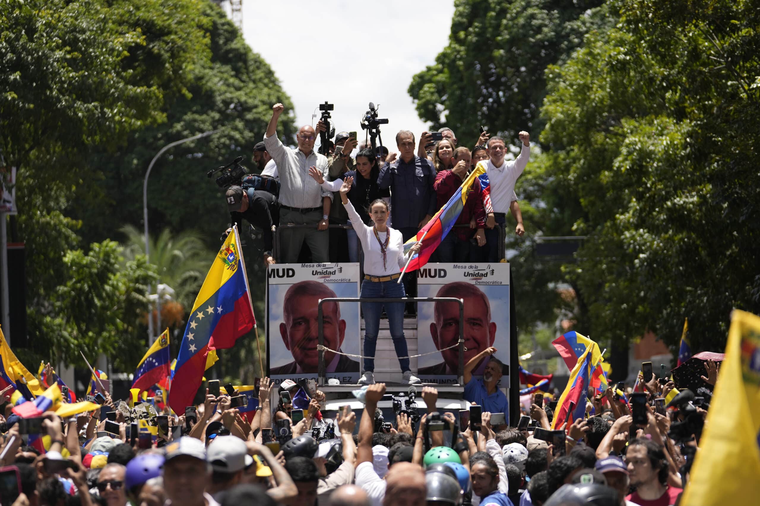 Venezuela opposition faces setback amid presidential poll repeat calls