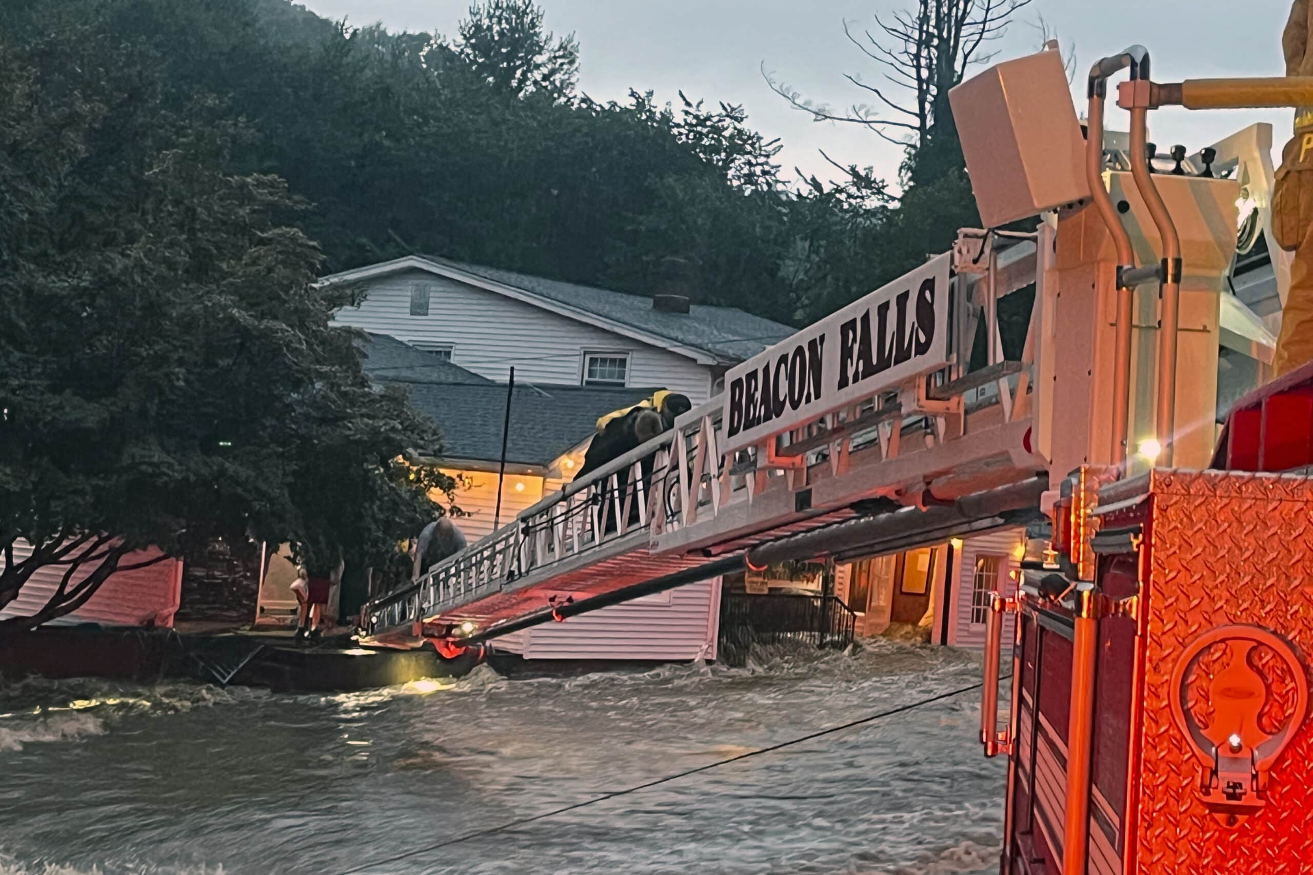 'Unprecedented' flooding kills 2 in Connecticut