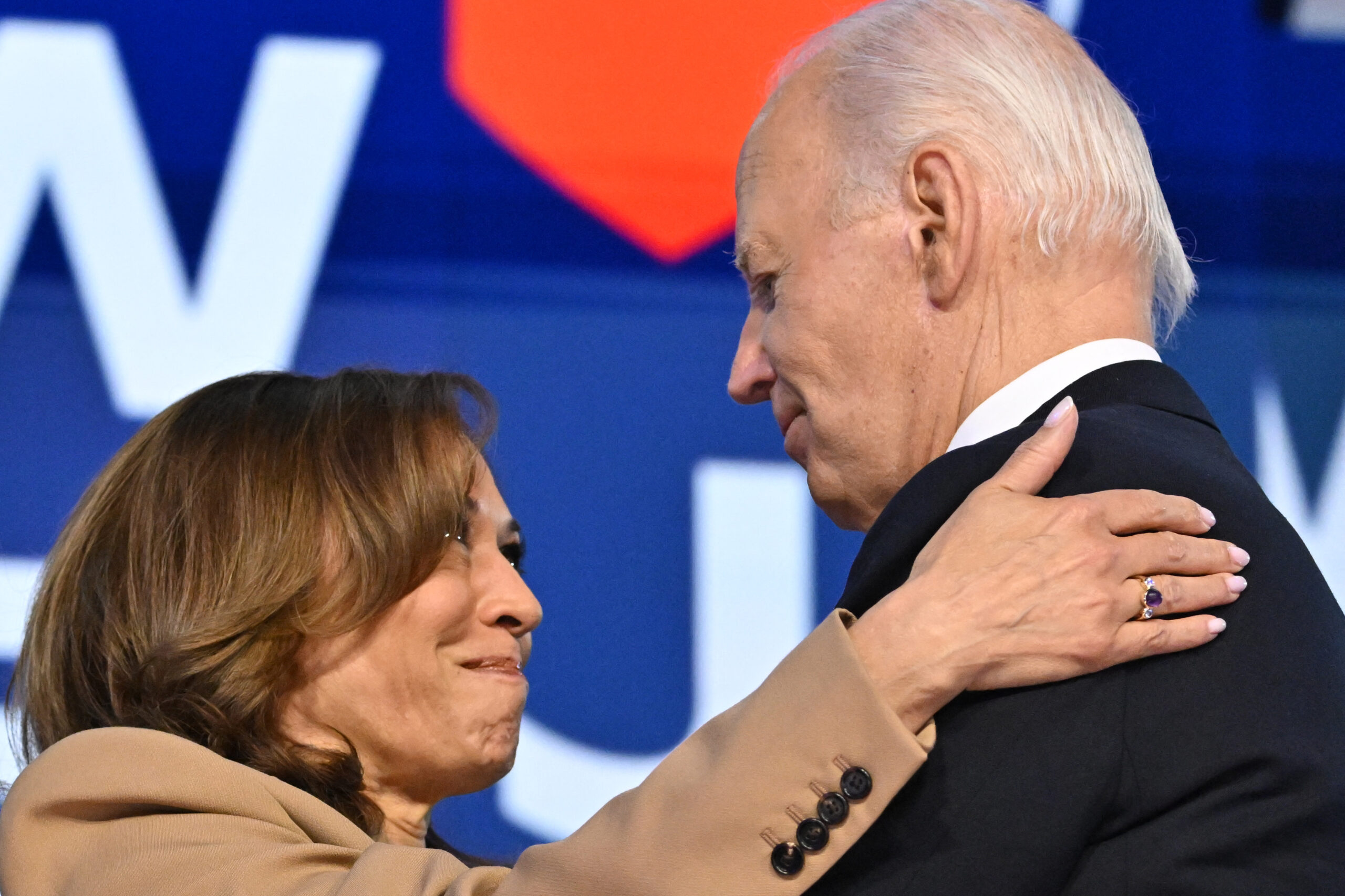 Biden says 'I gave my best' as he passes torch to Harris