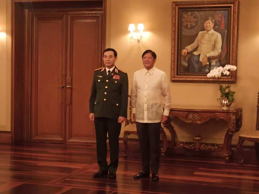 Vietnam Minister of National Defense Phan Van Giang pays Pres. Ferdinand Marcos Jr. a courtesy call in Malacañang on August 30, 2024. (Photo from MPC Pool)