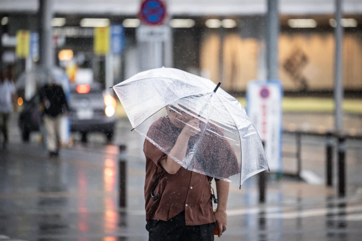 Powerful Typhoon Shanshan slams into southern Japan