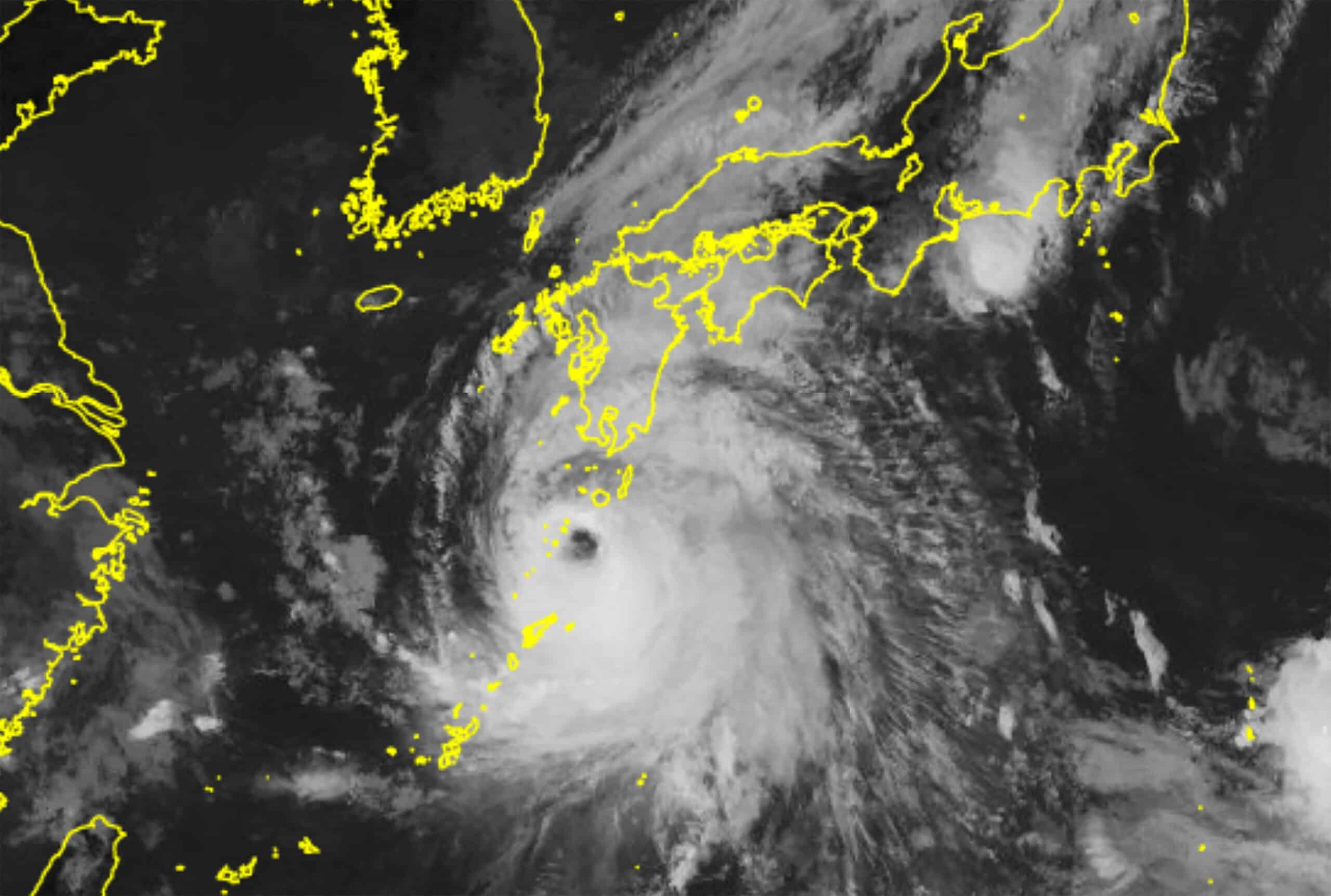 Three missing as 'extremely strong' typhoon nears Japan