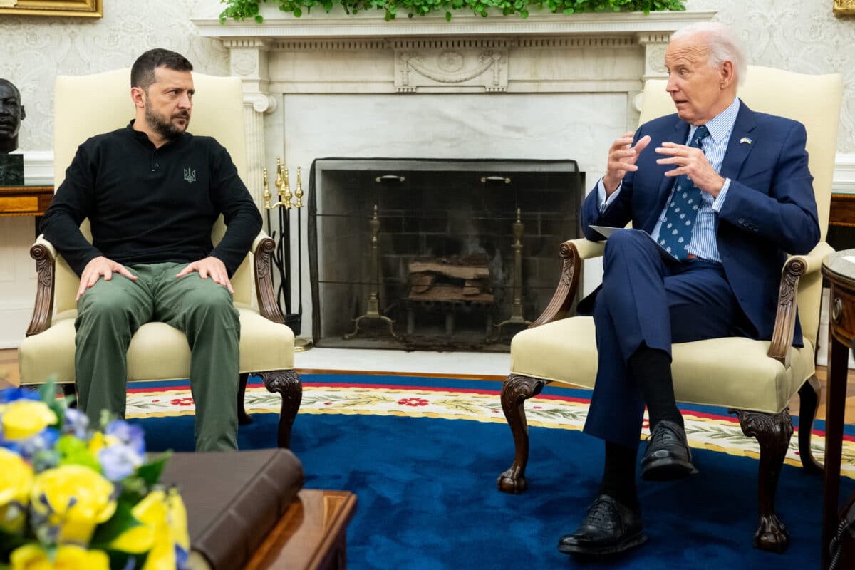 Zelensky meets Biden after US unveils Ukraine military aid surge