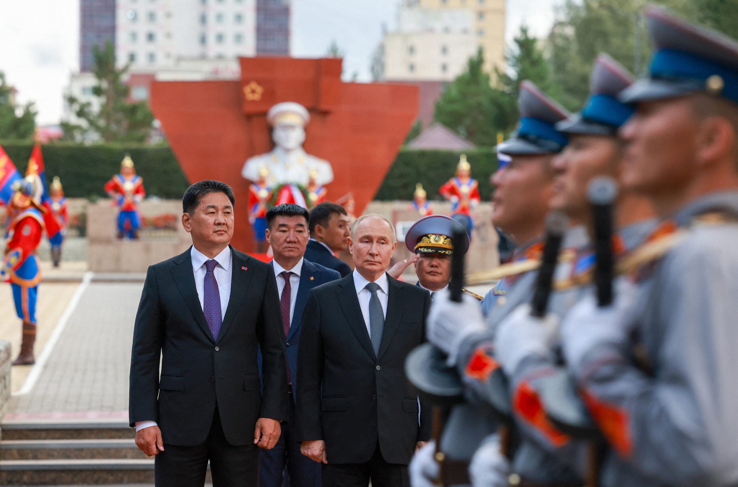 Mongolia rolls out red carpet for Putin despite war crimes accusations