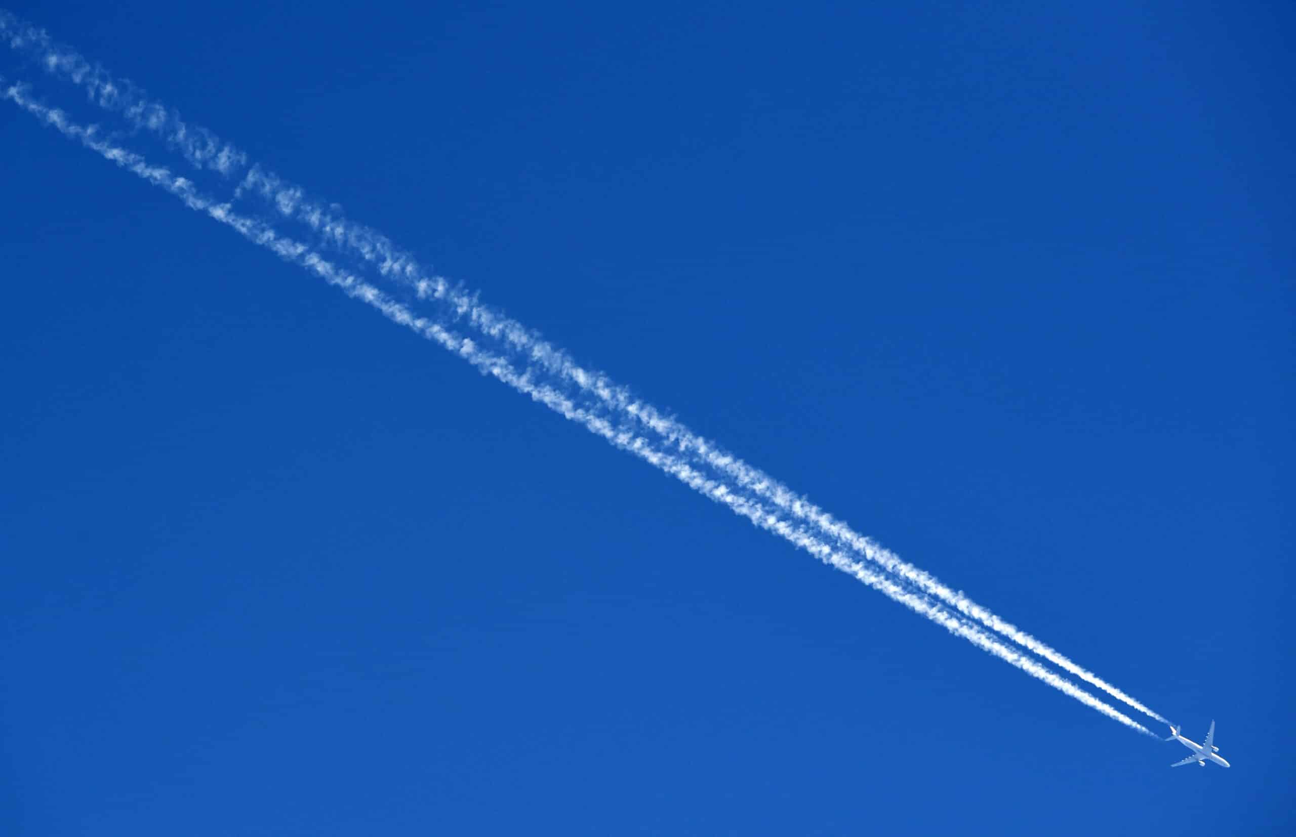 Plane contrails: white fluffy contributors to global warming