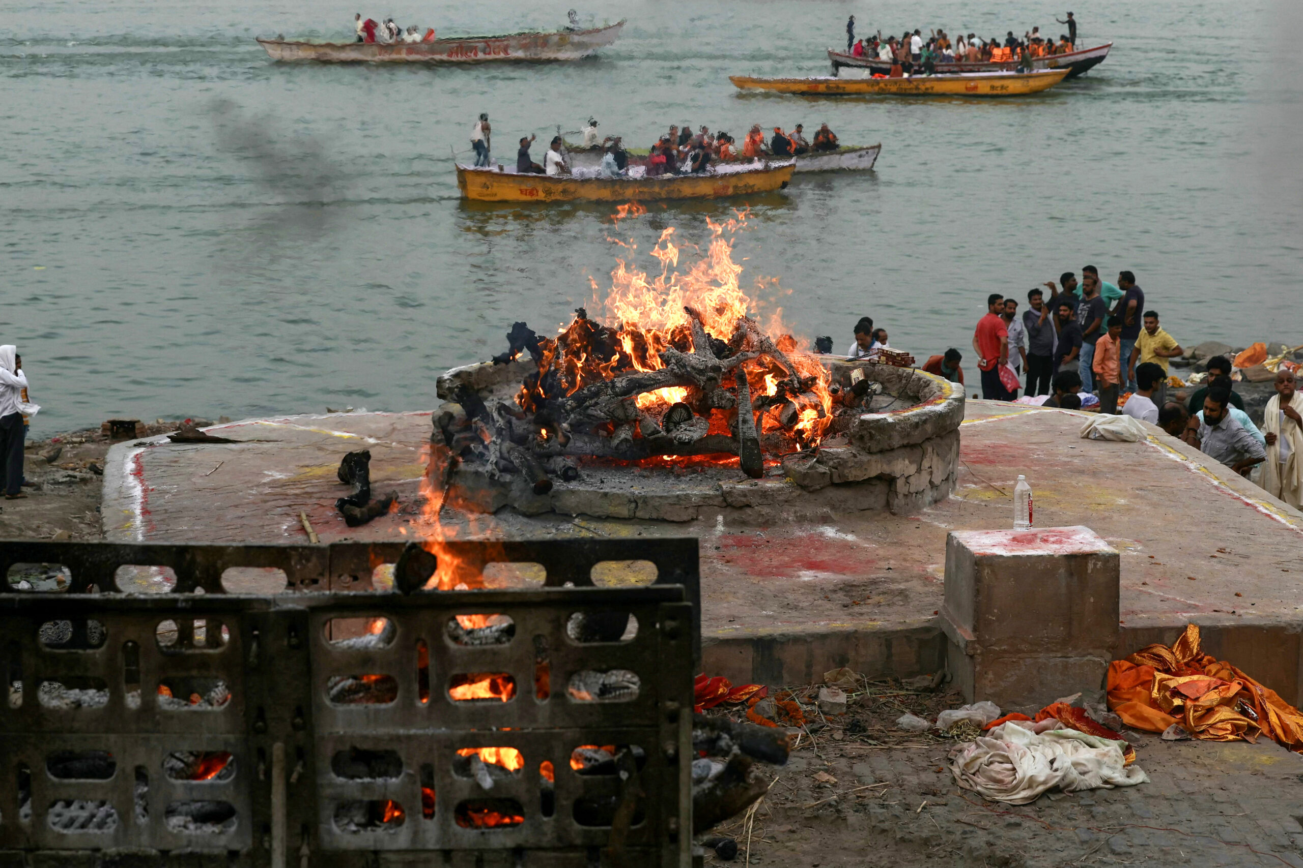 The holy city in India where thousands go to die