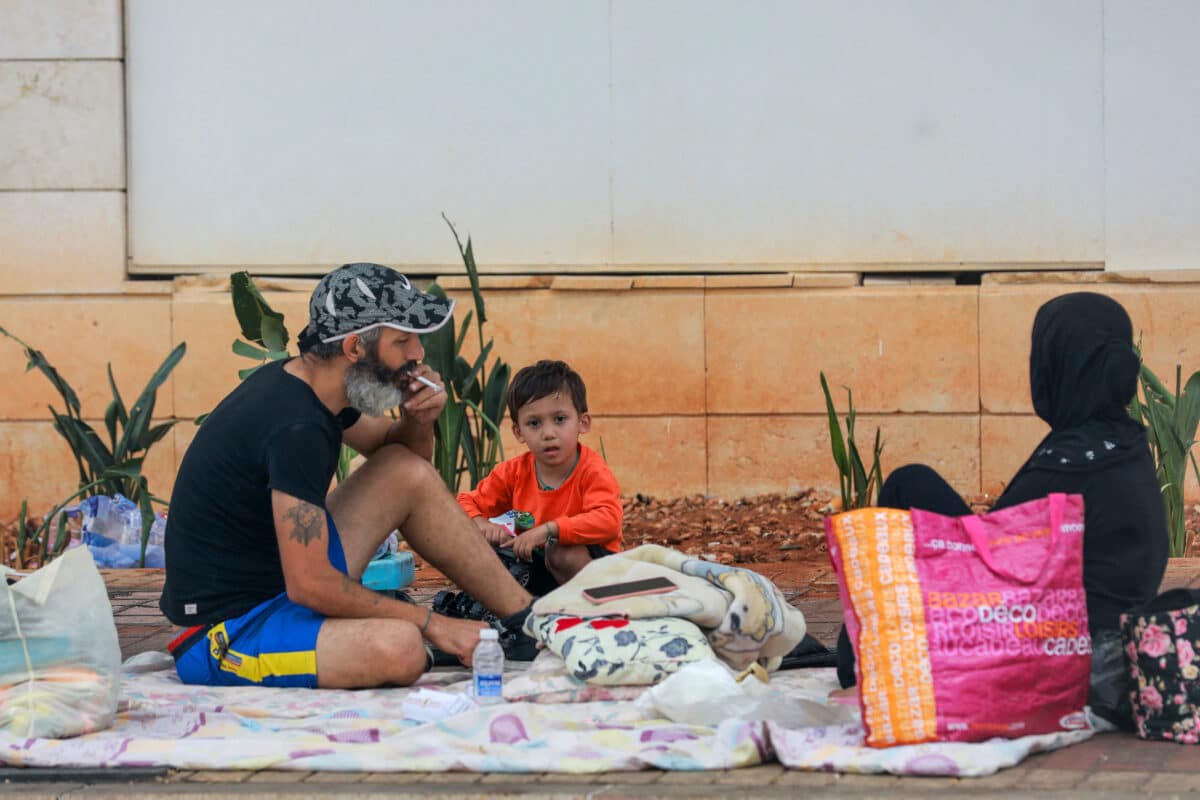 Internally displaced people are pictured in downtown Beirut on October 2, 2024. - Intense Israeli attacks may have forced up to a million people to flee parts of Lebanon in possibly the worst displacement crisis in the tiny country's history, Lebanon's Prime Minister Najib Mikati said on September 29.