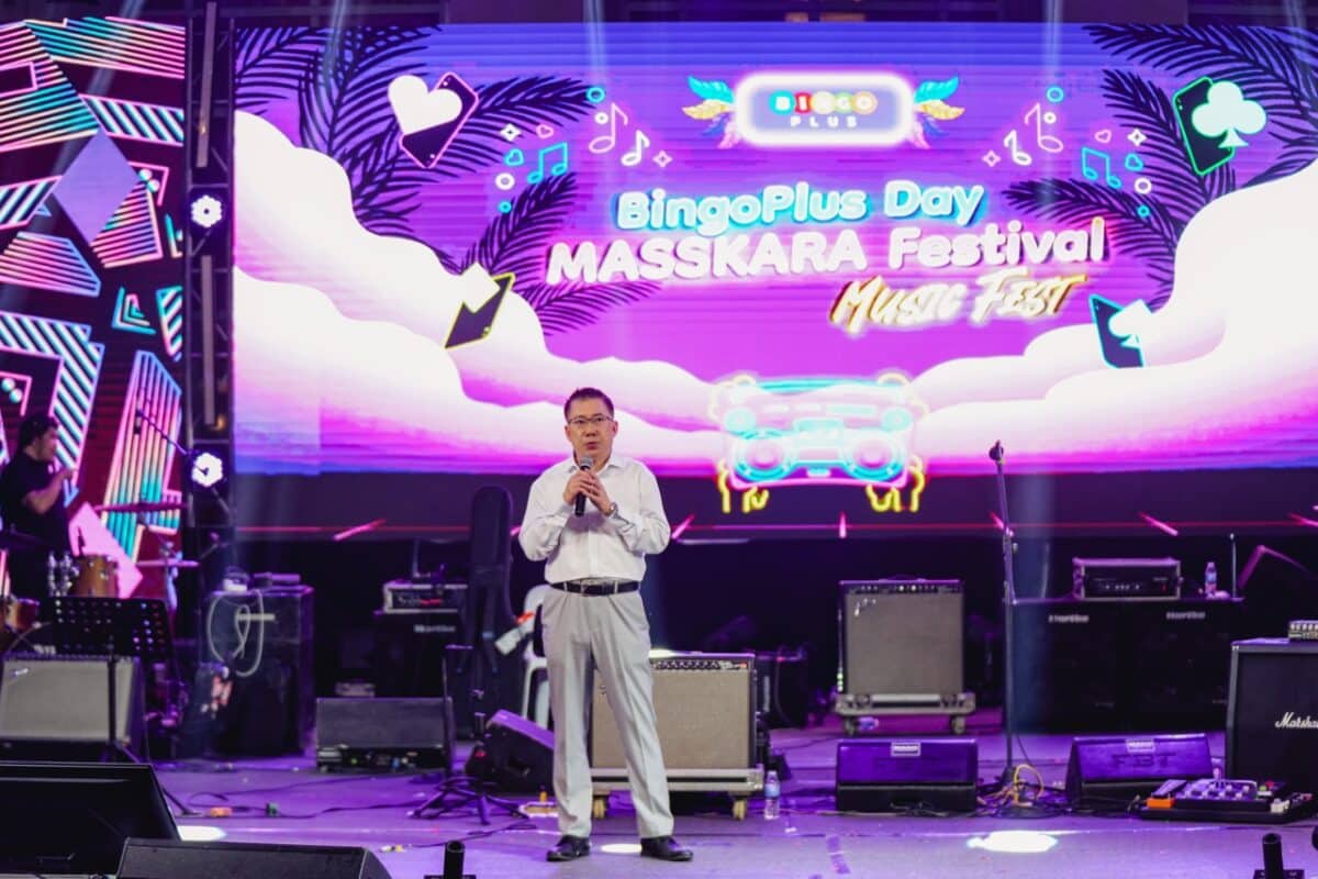 Andy Tsui, President of DigiPlus Interactive Corp. delivering his speech during the BingoPlus Day Masskara Music Festival 2024.