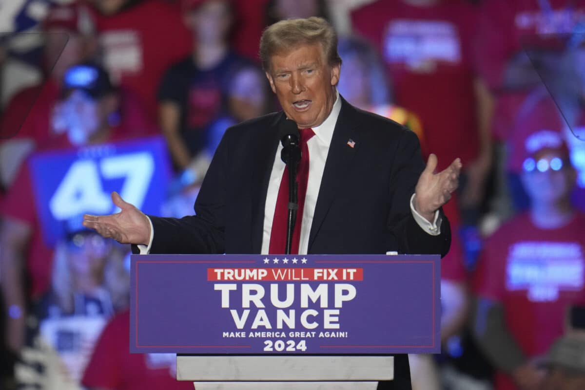 Trump, Harris host dueling rallies in Milwaukee in push to win Wisconsin