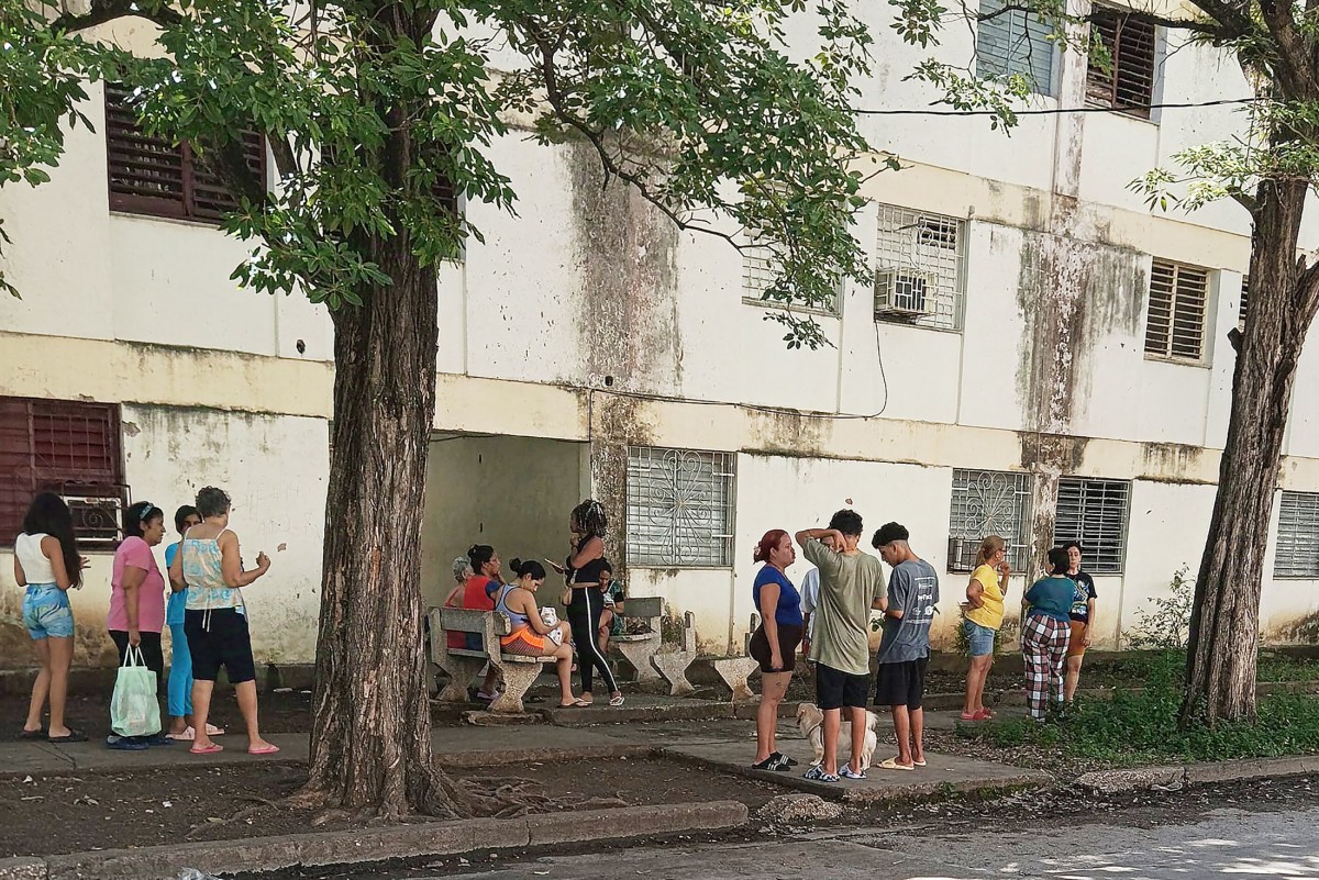 After hurricanes, two earthquakes jolt crisis-hit Cuba