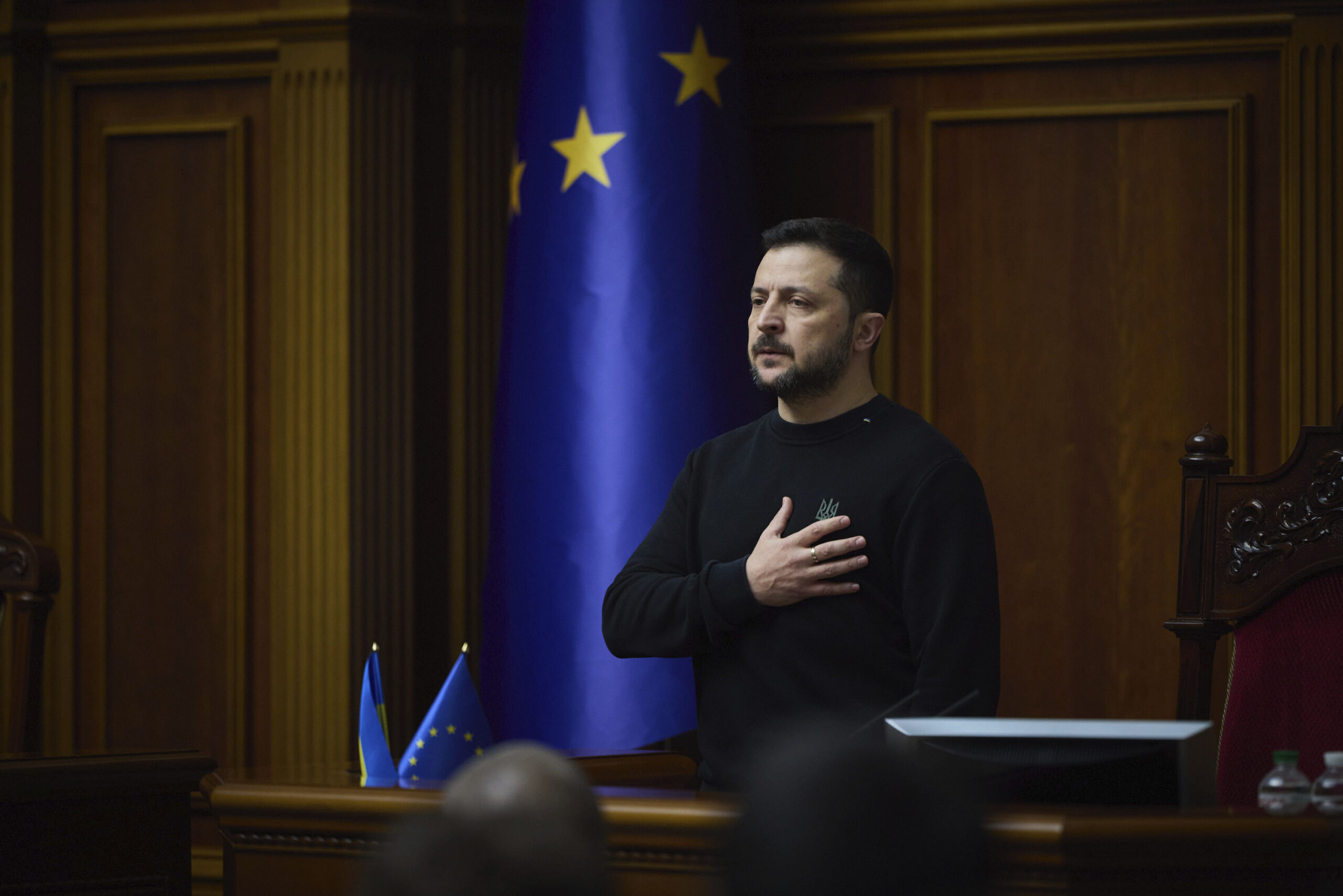 If US cuts military funding to Ukraine, 'we will lose' – Zelensky