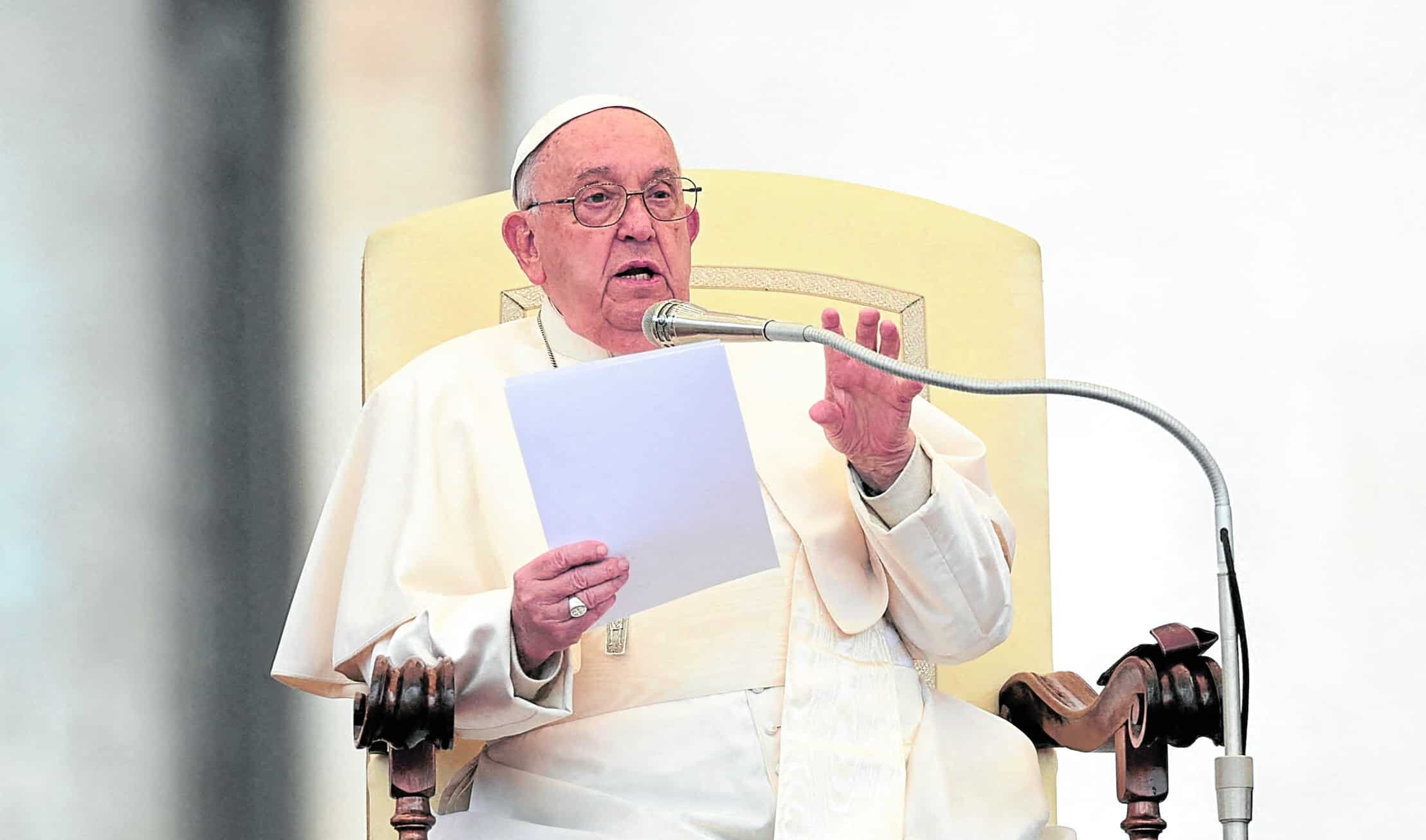 Pope again reminds priests: Keep sermon under 10 mins