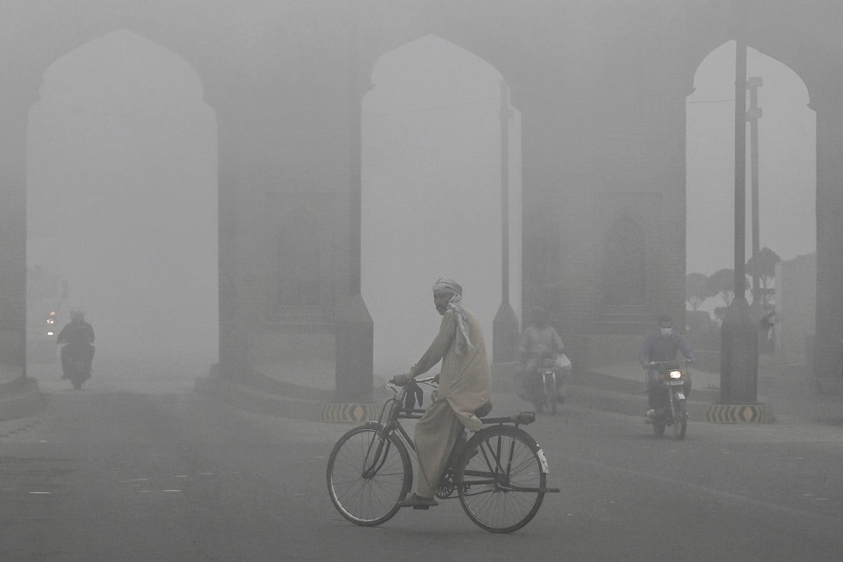 Pakistan's record smog triggers anguish and anxiety