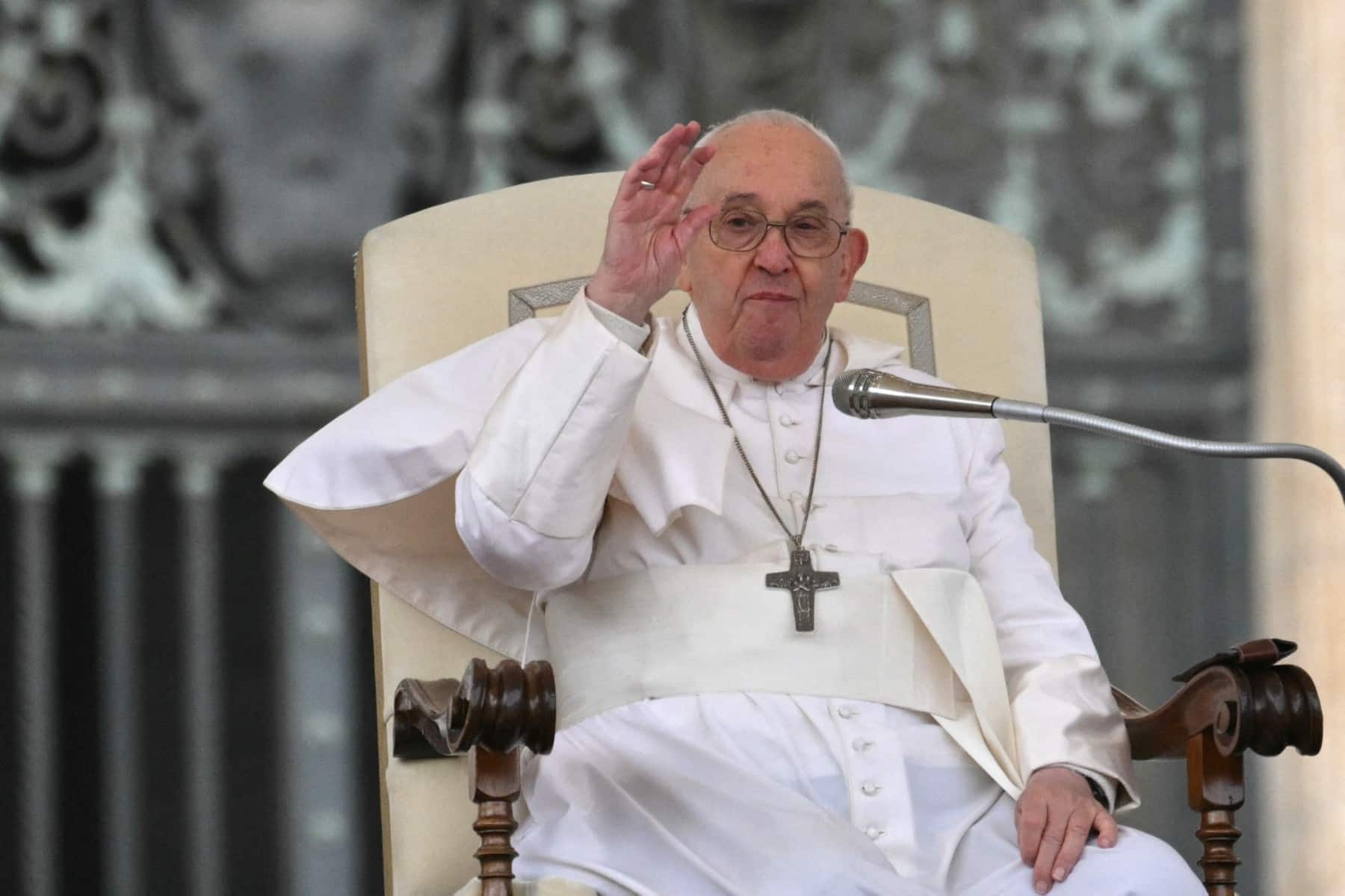 Pope Francis calls for Gaza 'genocide' investigation