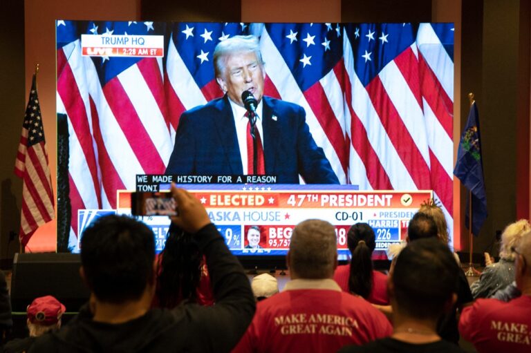 World leaders praise Trump as he claims US election win