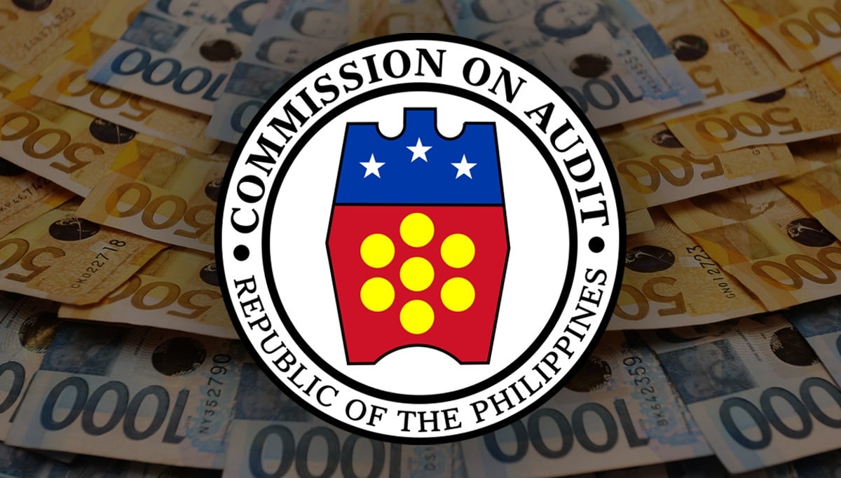 PHOTO: Commission on Audit logo superimposed over peso bills FOR STORY: Bamban under Alice Guo late in submitting cash advance vouchers – COA