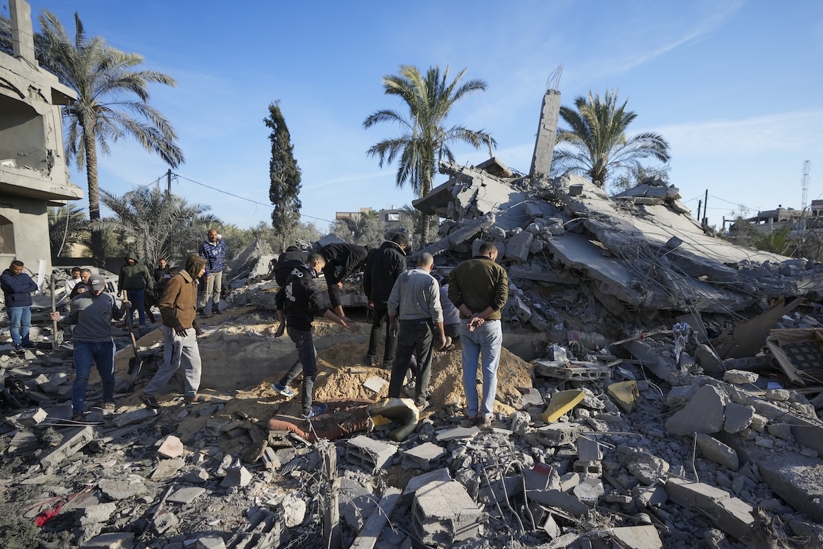 PHOTO: Gaza home destroyed by Israeli strike FOR STORY: Israeli strikes in Gaza kill at least 22 as Vatican envoy visits