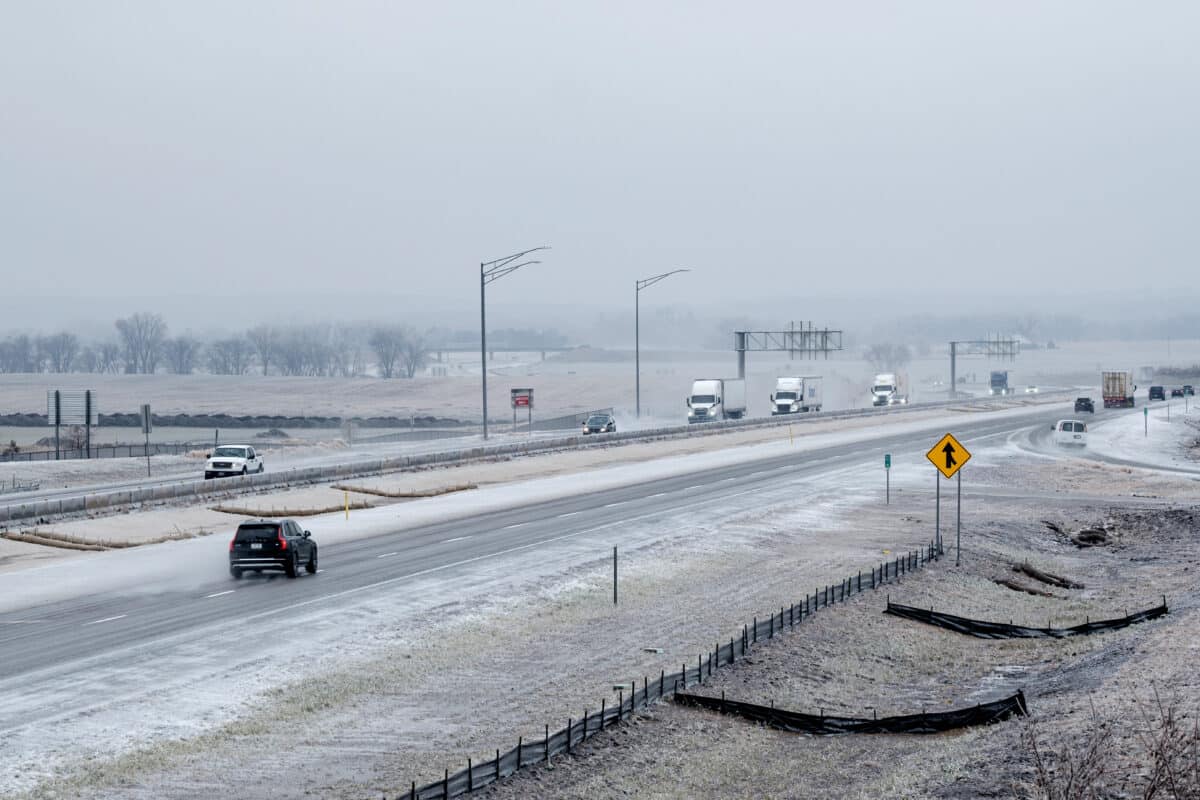 Storms encase Iowa, eastern Nebraska in ice