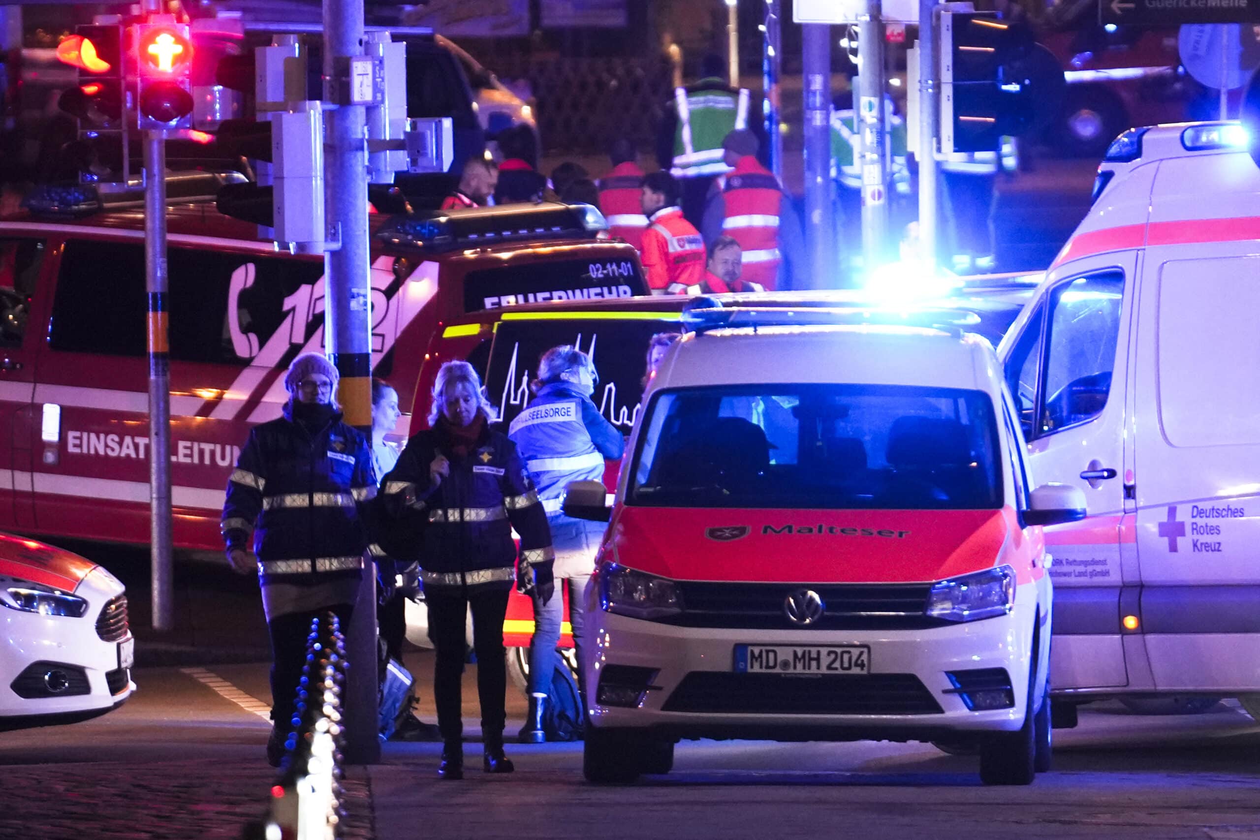 At least 2 dead, 60 hurt after car drives into German Christmas market 
