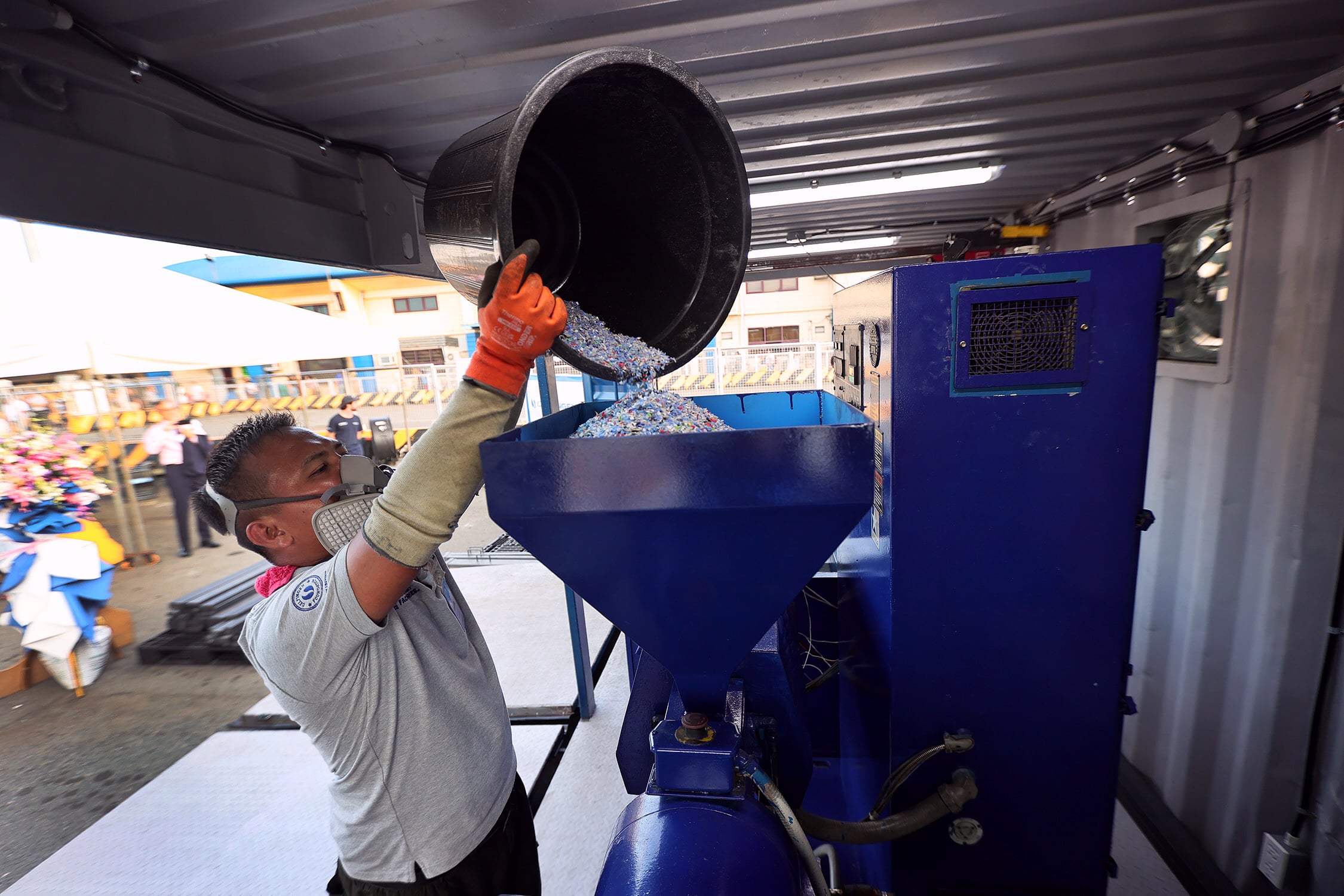 The vessel doubles as a laboratory forplastic recycling using the latest technology that companies can adopt