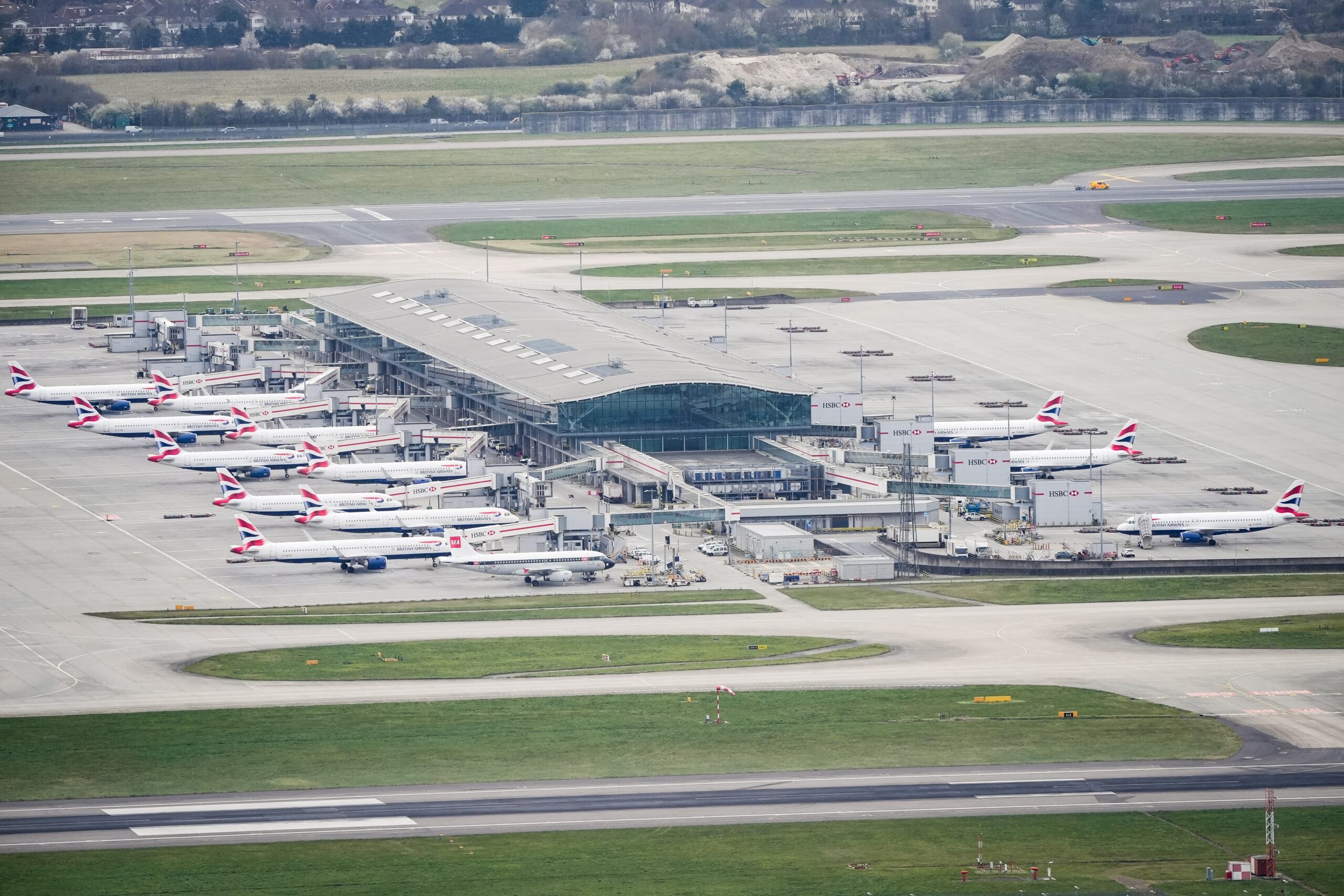 Heathrow to resume some flights after power station fire