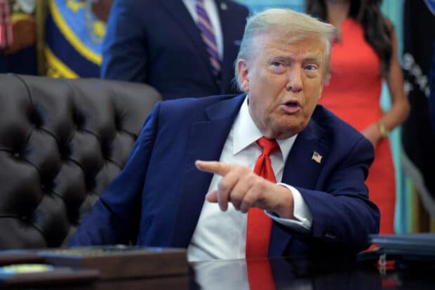 Russia offers US nuclear talks in bid to ease tensions