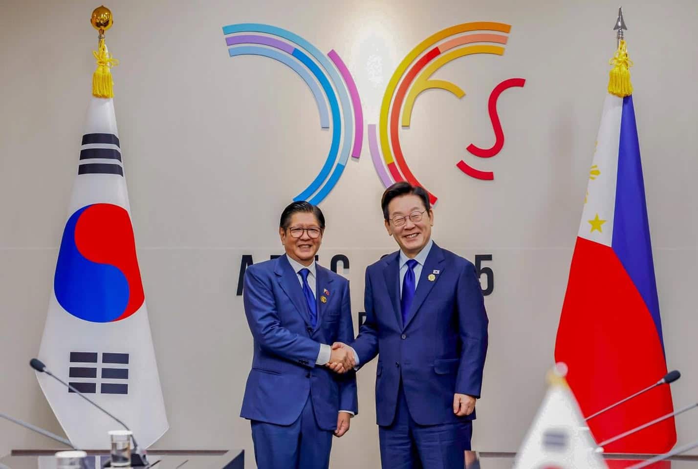 Philippines Eyes Submarine Capability as Hanwha Ocean Proposes Base Construction