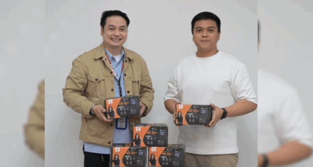 PCSO donates 18 handheld radios to Sta. Catalina, Ilocos Sur
