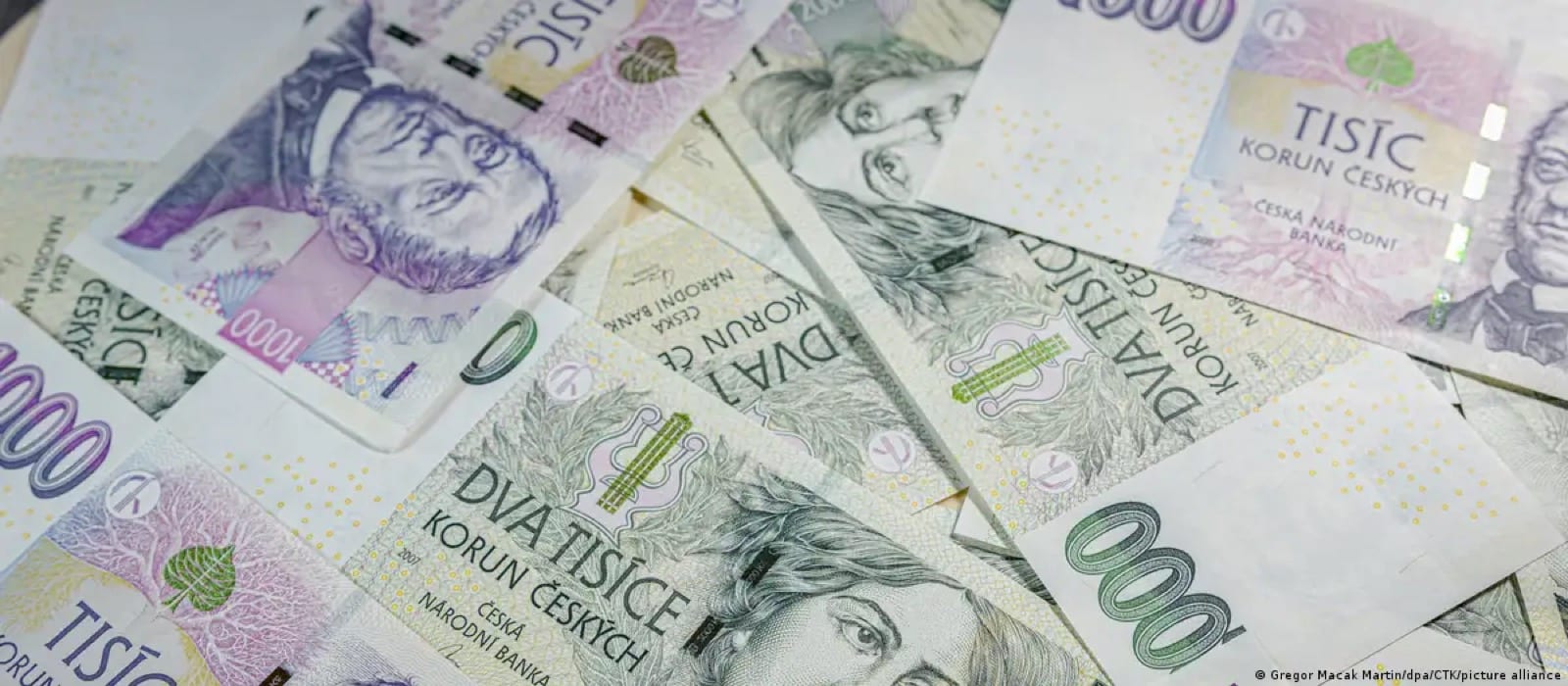 Unpacking Czechia’s devotion to cash and its currency