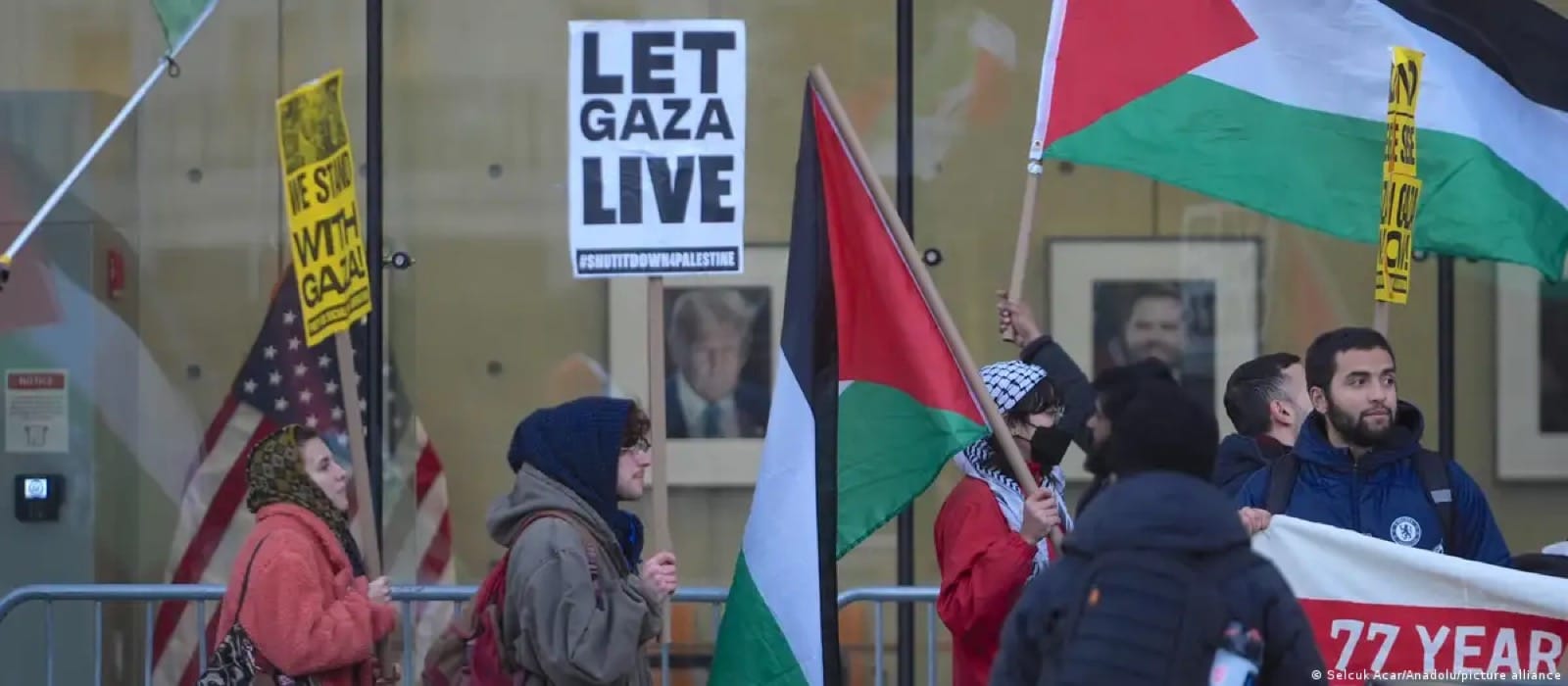 Should EU leaders sit on Trump’s ‘Board of Peace’ for Gaza?