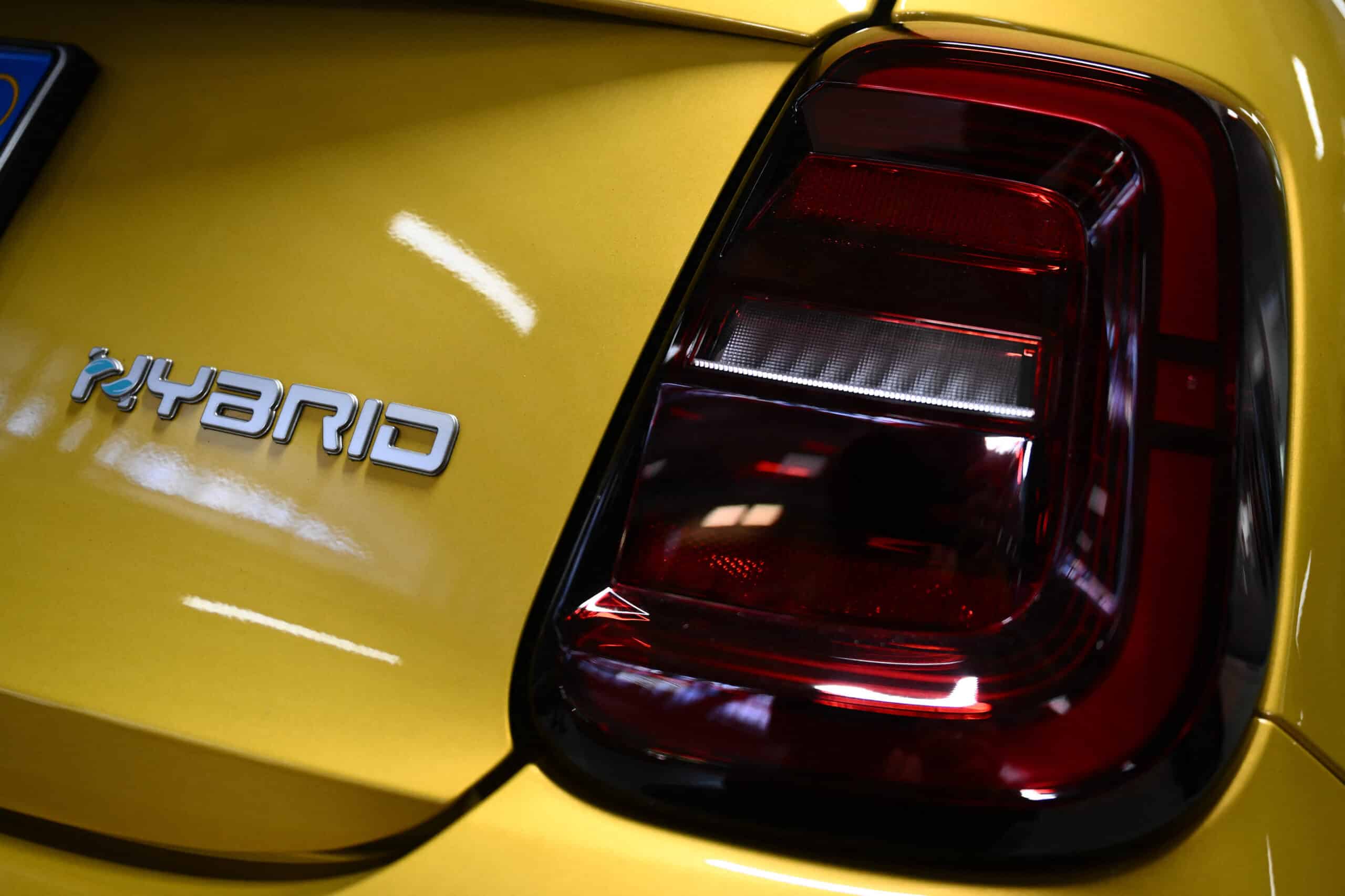 Hybrid cars now the top choice for consumers in Europe in 2025