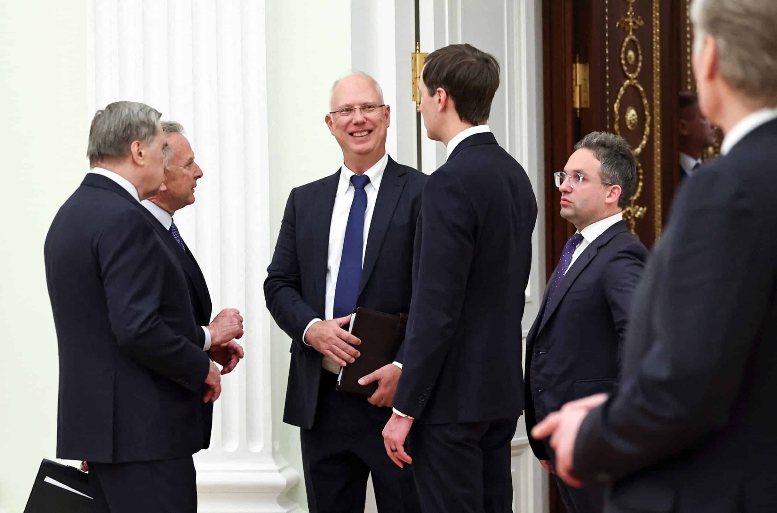 US negotiators meet Putin for high-stakes Ukraine talks