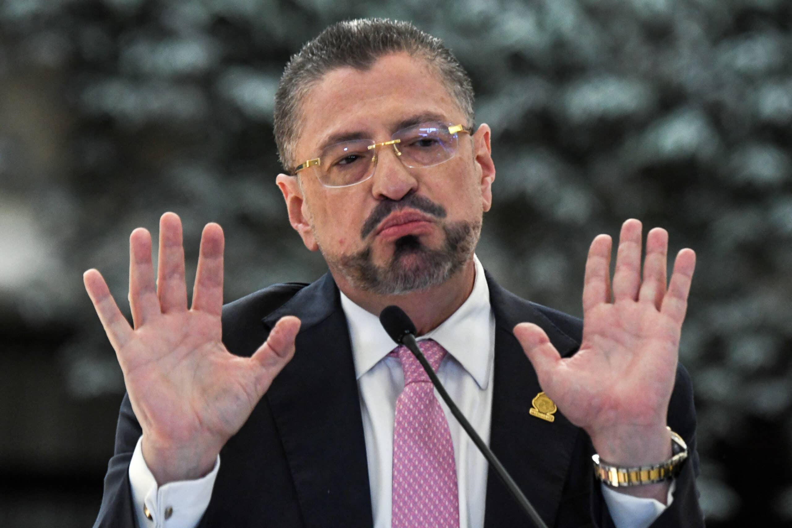 Costa Rica says plot to assassinate president uncovered