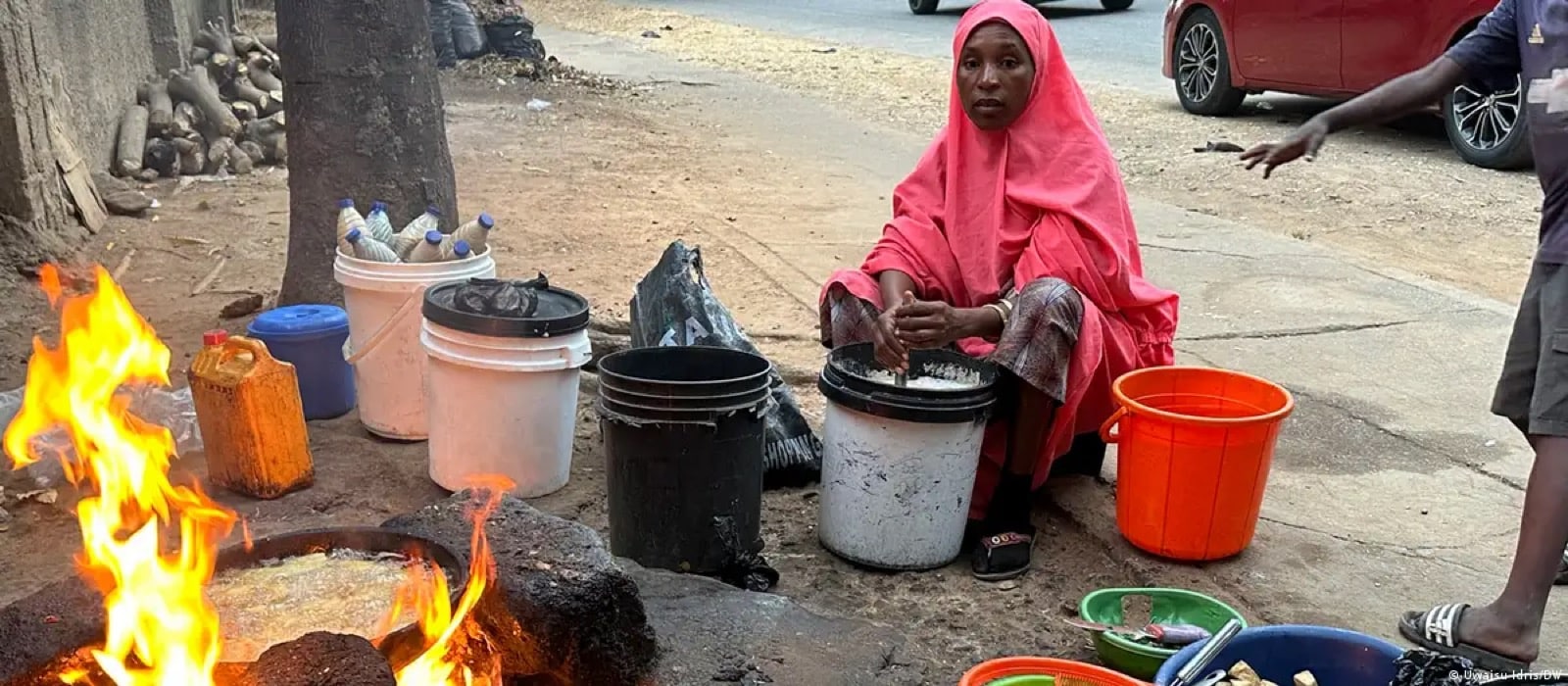 How close is Nigeria to meeting its clean cooking target?