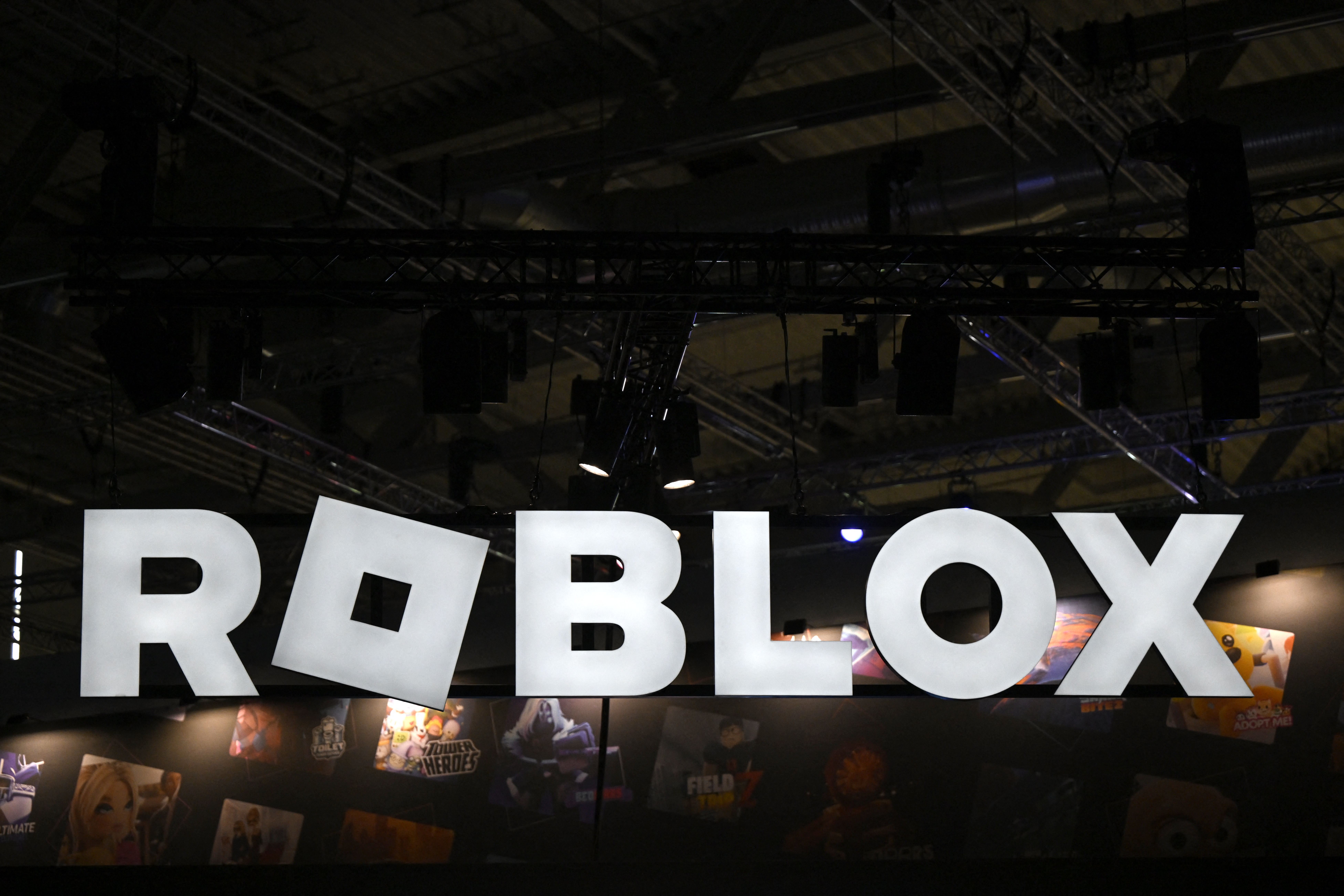 Los Angeles sues Roblox over child exploitation claim