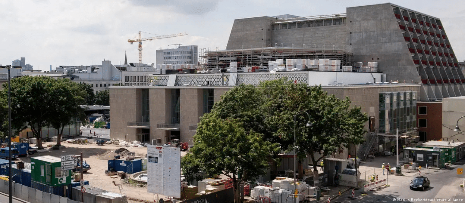 Why German building projects run over time and budget