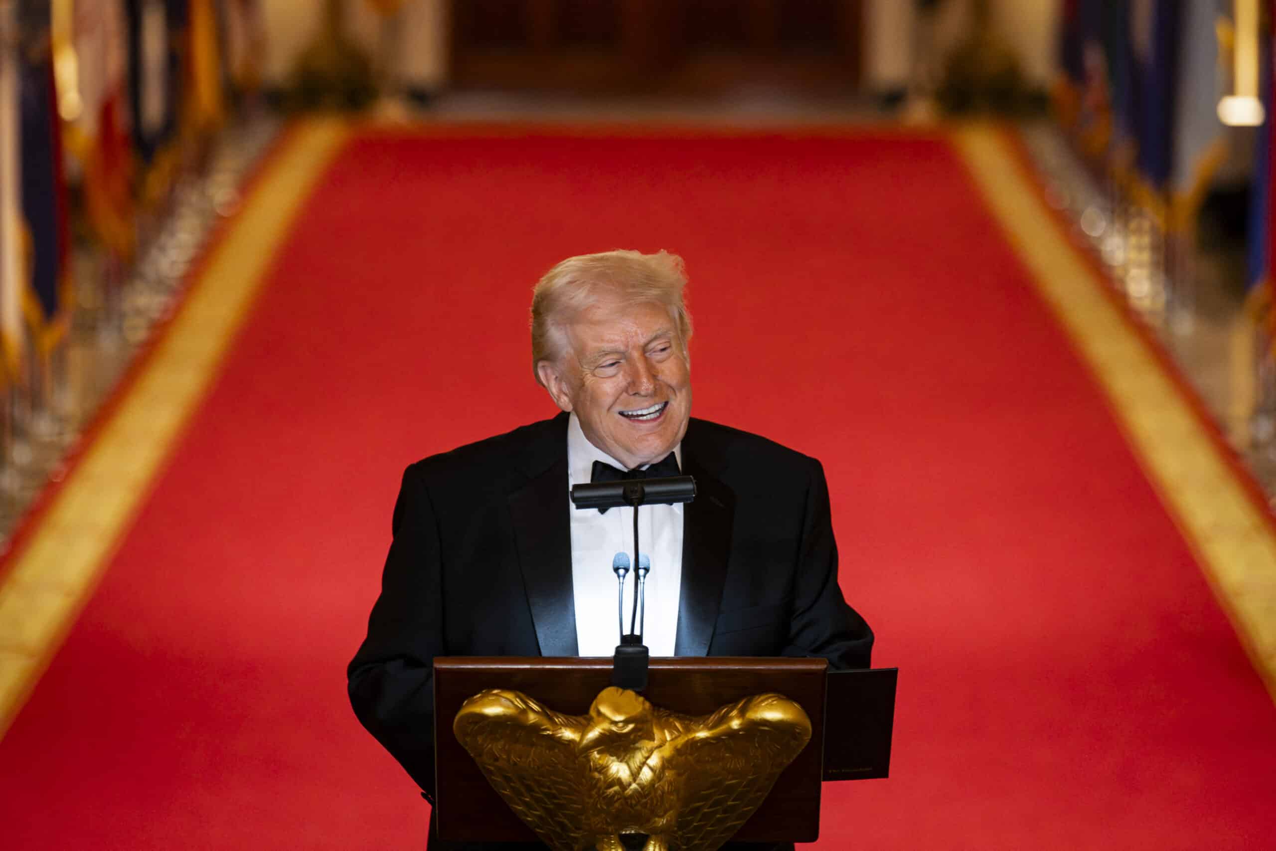 Developer plans Trump hotel skyscraper on Australian coast