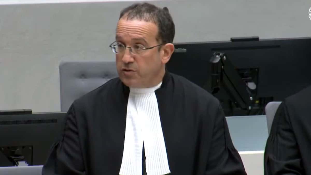 Palace questions Duterte lawyer Kaufman’s ‘gossip,’ wiretap claims