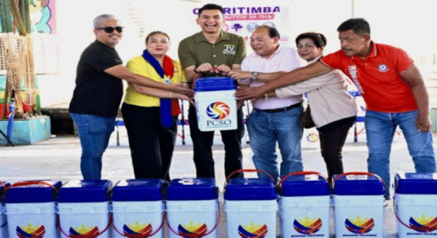 PCSO conducts CSR uutreach at an Island Barangay in Malolos