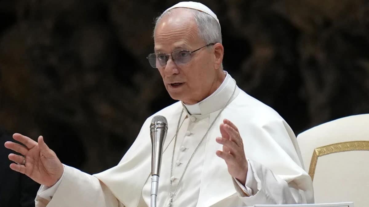 Pope Leo to faithful: Avoid speaking hurtful words 