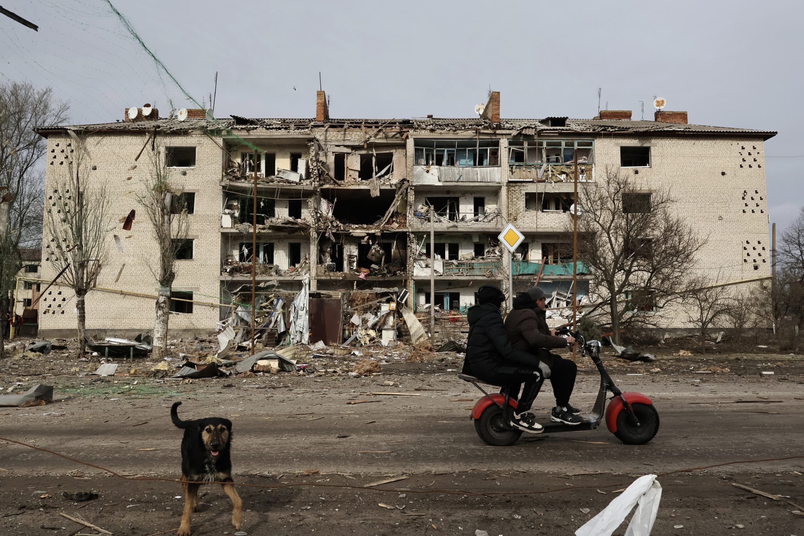 Ukraine explosions kill policewoman, wound 15 in ‘terror’ attack