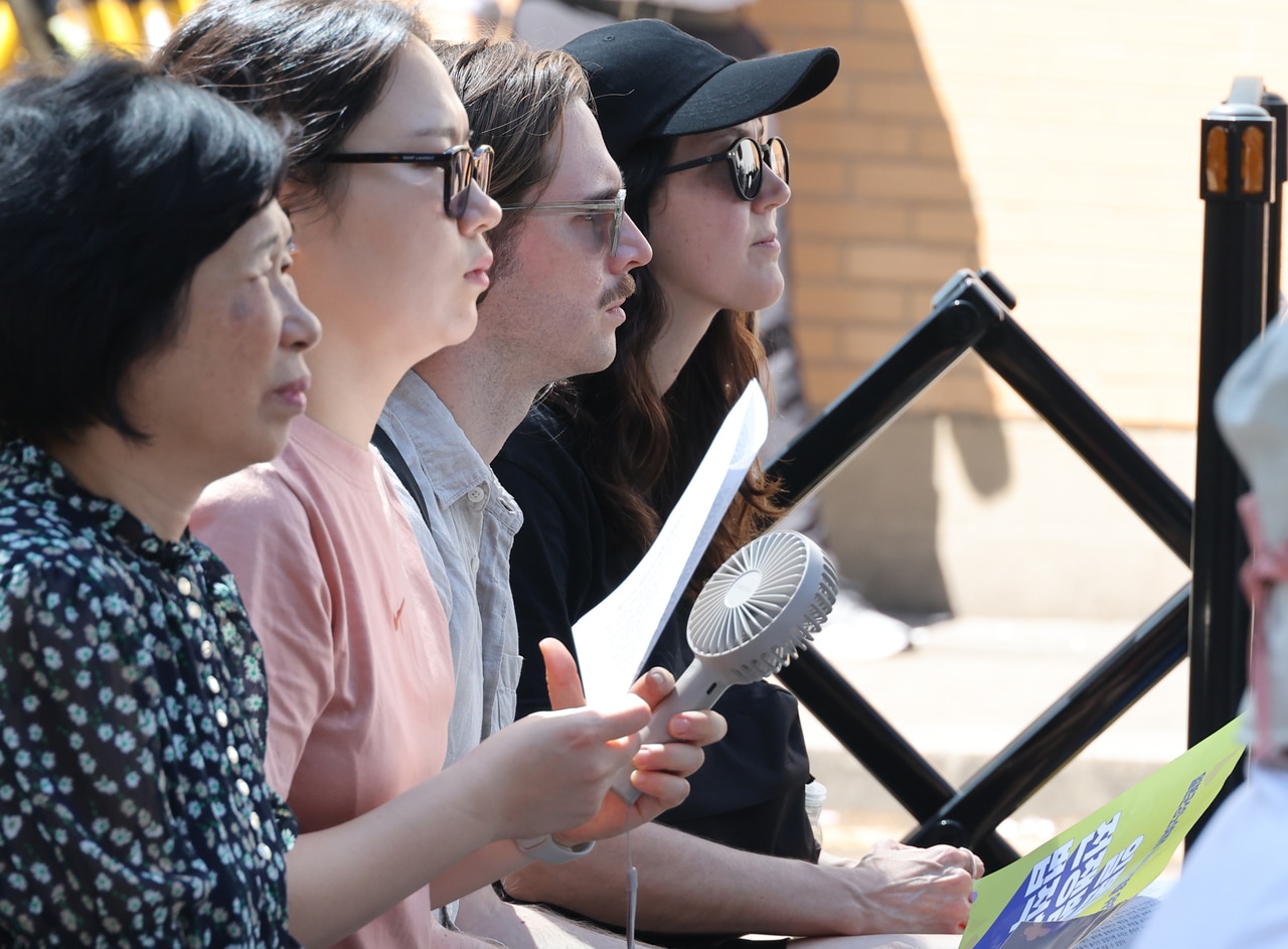 Korea’s ban on foreigners’ political activities draws court challenge