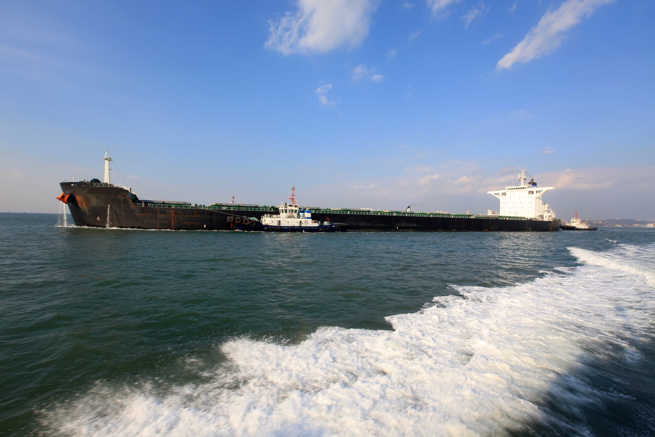 186 S. Korean seafarers aboard ships stranded in Strait of Hormuz