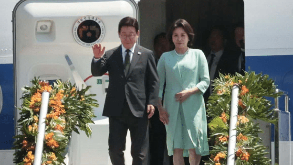 Featured articles right