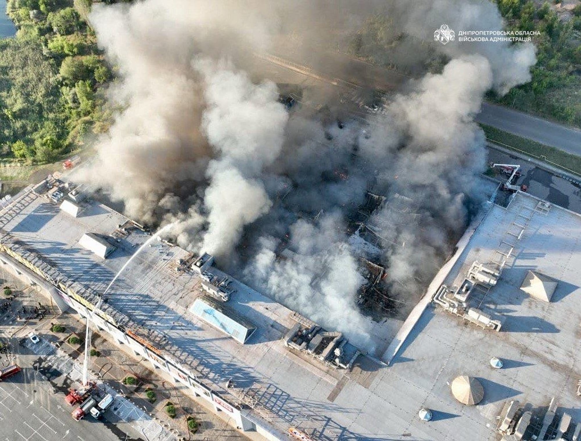 Russian drones kill 15 people at Ukraine shopping mall