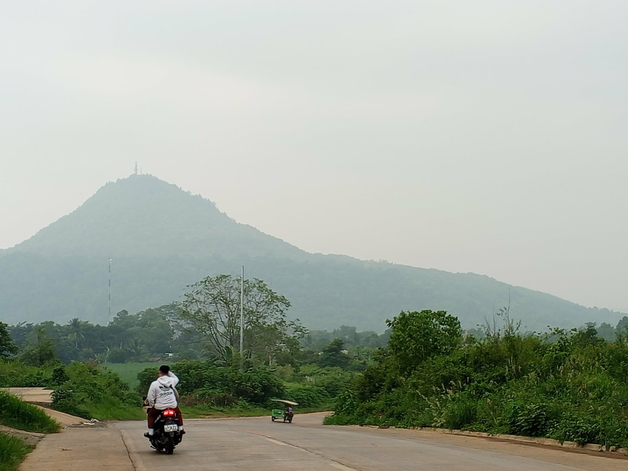 Indonesian haze blankets Bukidnon skies