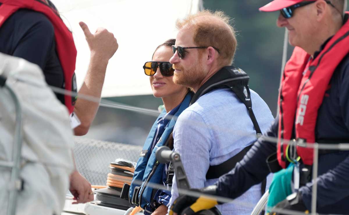 Buckingham reminder: Harry, Meghan still nonworking royals