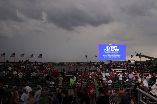 Trump cancels rally because of weather